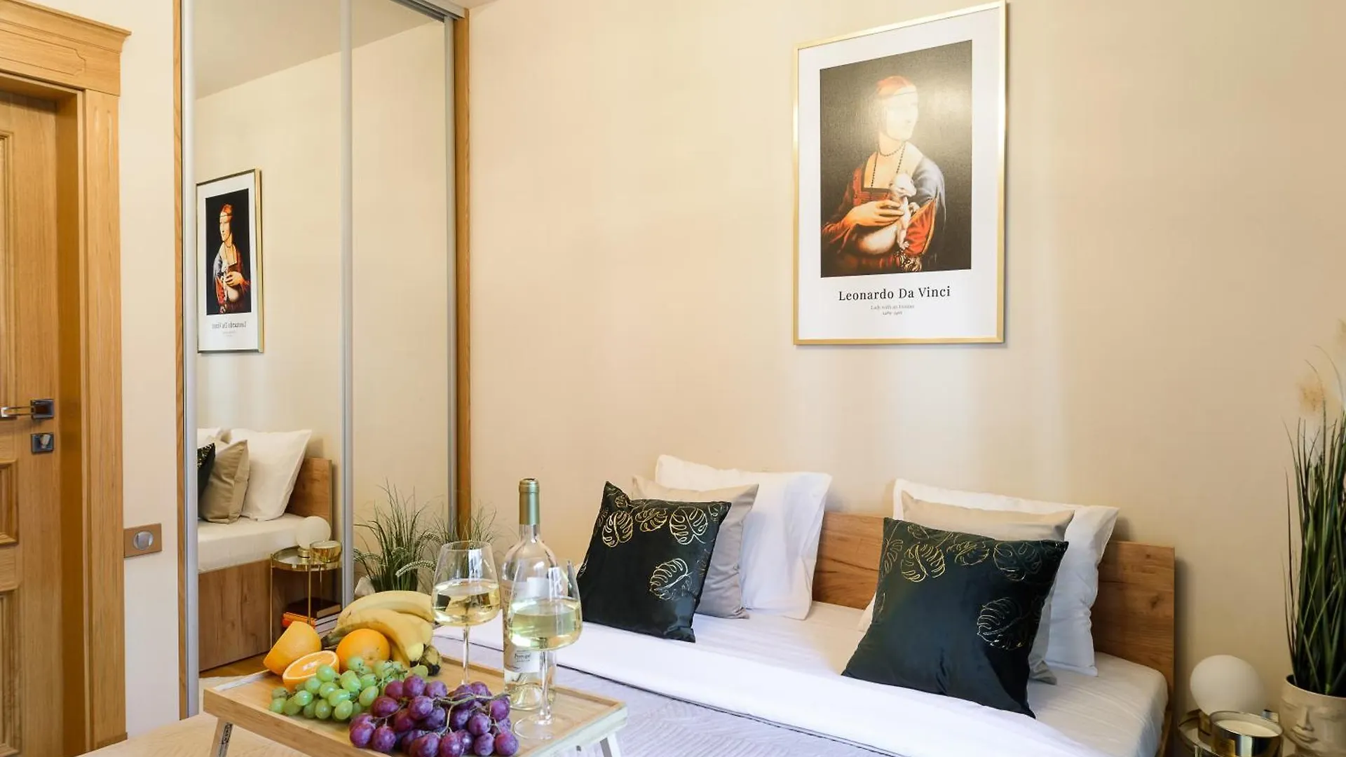 Lumina Premium Apart Near Mennica Residence Varsó Lengyelország